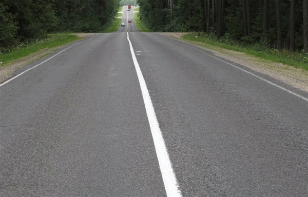 Компактные линии на дороге