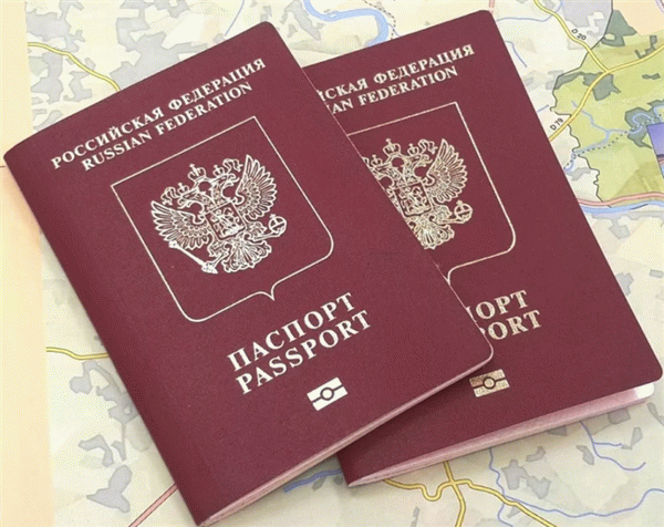 Вписывают детей в паспорта родителей в 2021 году. Детские паспорта.